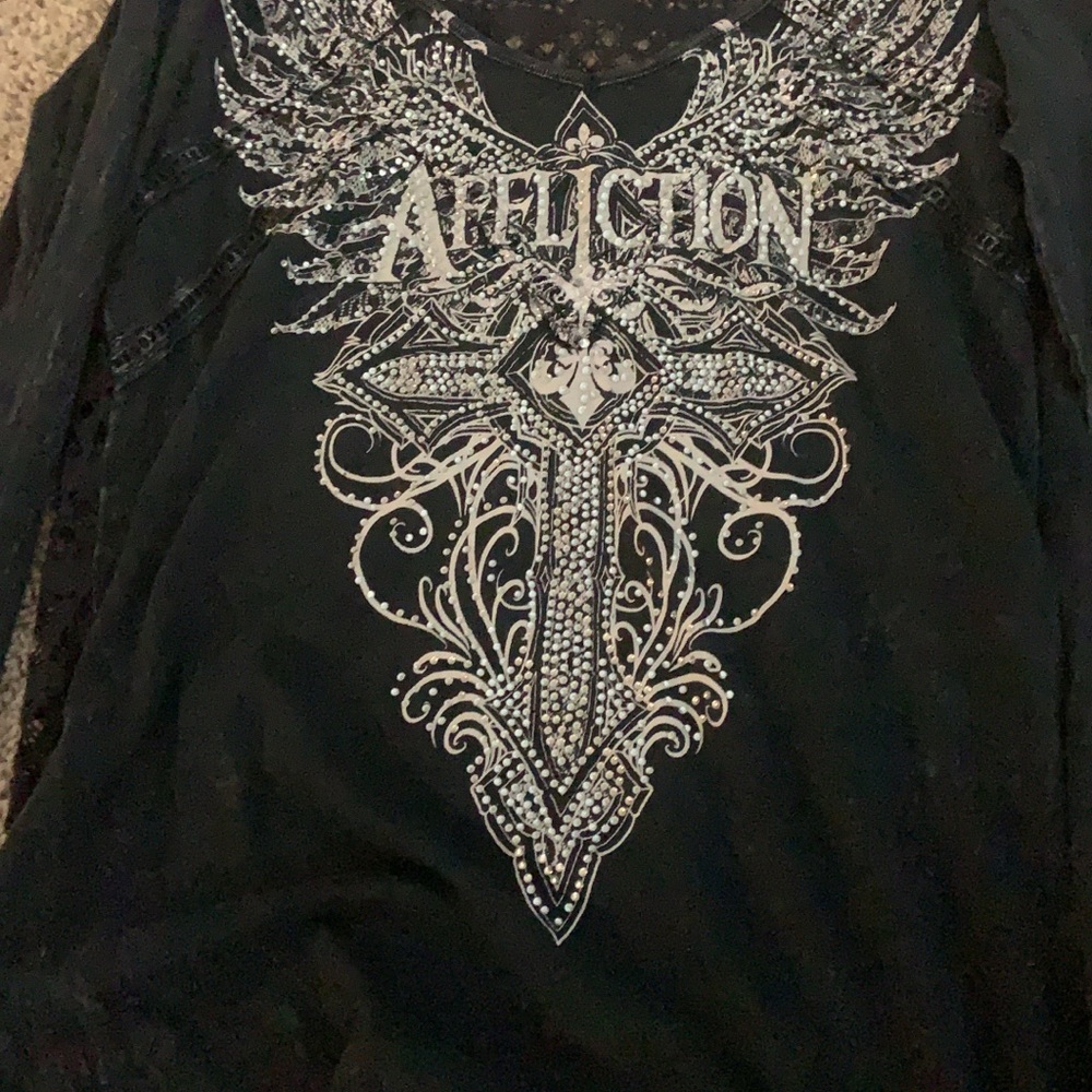 Affliction shirt from buckle